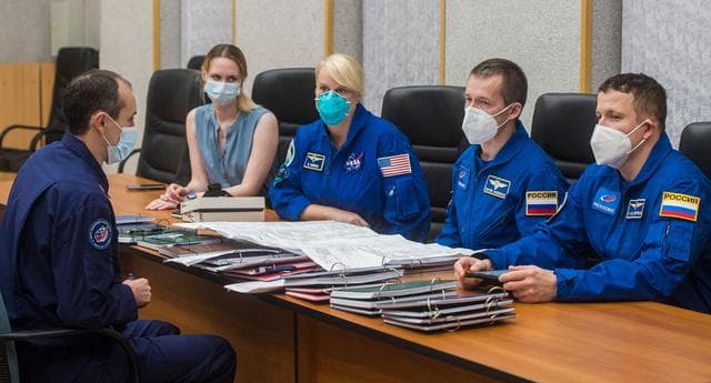 NASA image: Expedition 64 Preflight