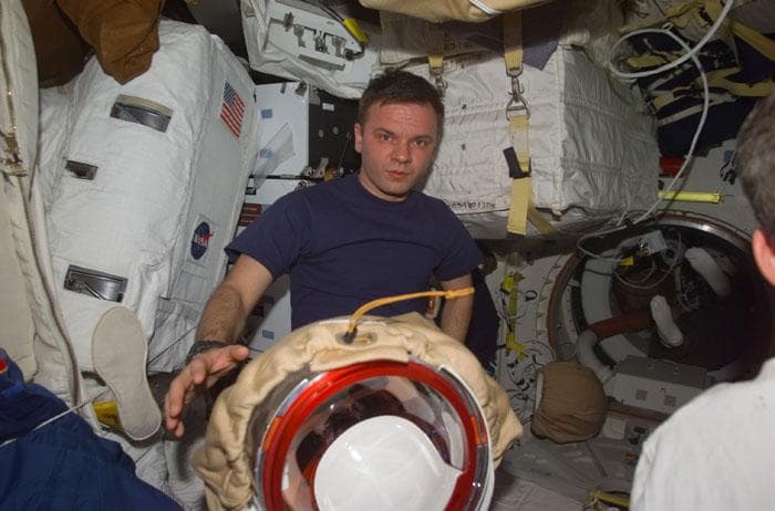NASA image: Gidzenko with an EMU helmet