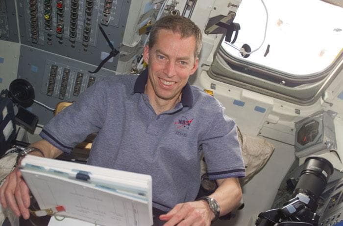 NASA image: Wetherbee in the flight deck