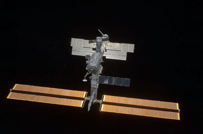 NASA image: Fly-around view of the ISS