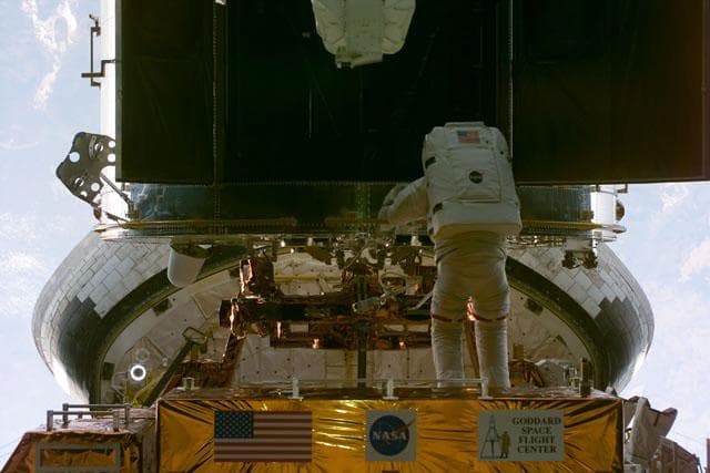 NASA image: EVA-1 - Smith  working on the HST
