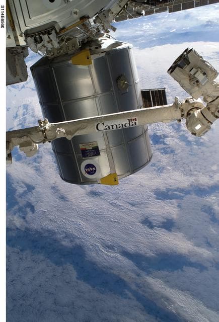 NASA image: s114e6560