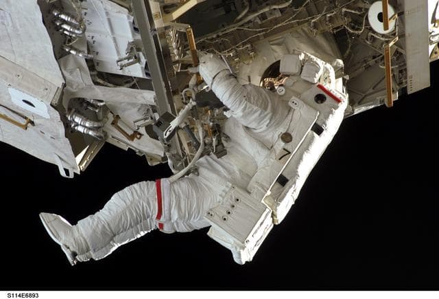 NASA image: EVA 3