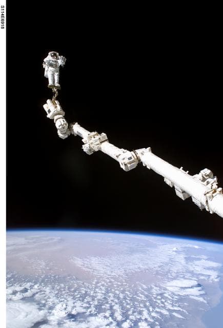 NASA image: EVA 3