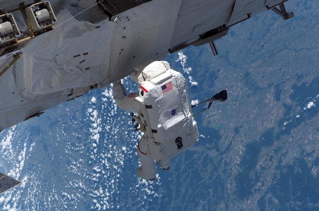 NASA image: Tanner performs first EVA during STS 115 / Expedition 13 joint operations