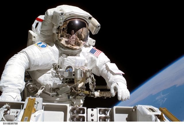 NASA image: Tanner performs first EVA during STS-115 / Expedition 13 joint operations