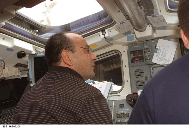NASA image: STS-116 Commander Polansky in the aft FD on Space Shuttle Discovery