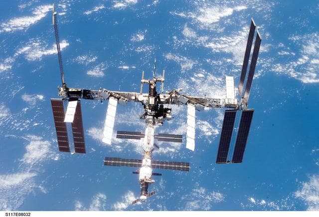 NASA image: STS-117 Space Shuttle Atlantis leaves the ISS