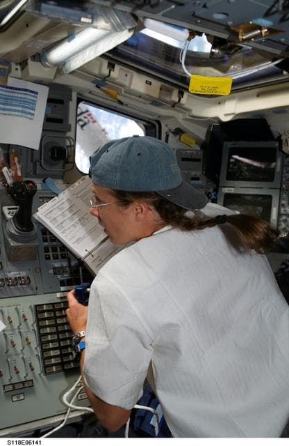 NASA image: View of Caldwell working the SRMS during STS-118/Expedition 15 Joint Operations