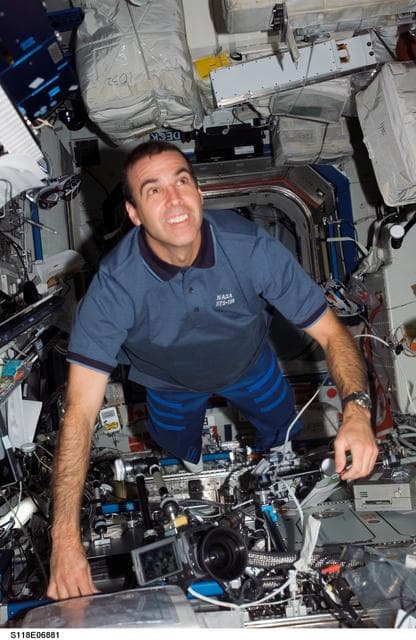 NASA image: View of Mastracchio in the US Lab during STS-118/Expedition 15 Joint Operations
