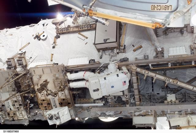 NASA image: View of FE Anderson during a session of STS-118 / Expedition 15 EVA
