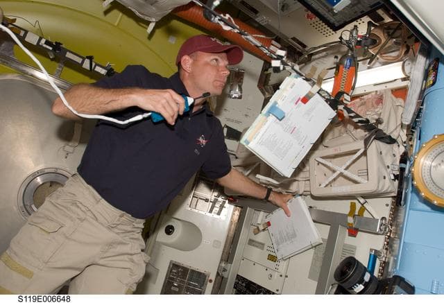 NASA image: Antonelli in Joint Airlock Quest