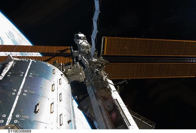 NASA image: Columbus Laboratory and Starboard (STBD) Truss Segment