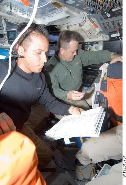 NASA image: Acaba and Arnold on Flight Deck (FD)