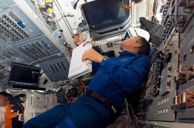 NASA image: Parazynski on flight deck