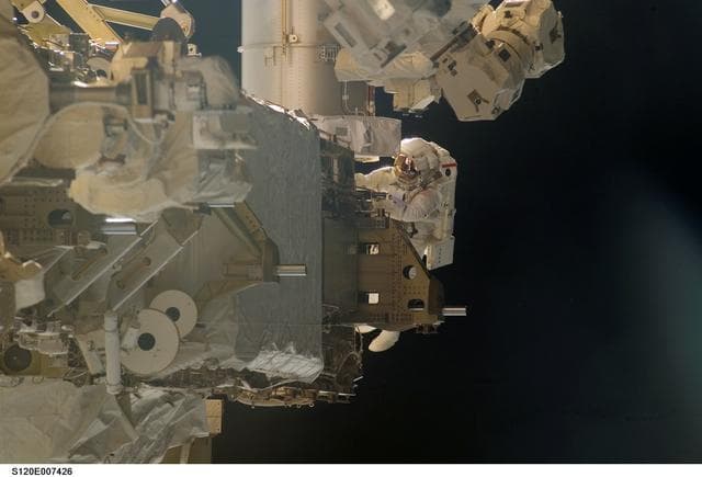 NASA image: EVA 3 - P6 truss and arrays