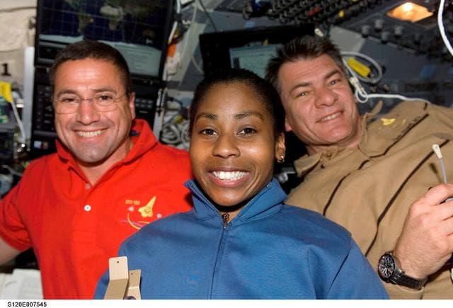 Zamka , Wilson and Nespoli on flight deck