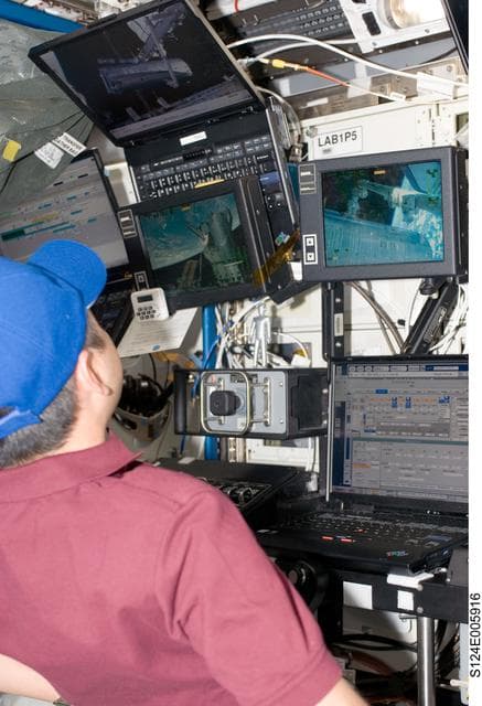 NASA image: Hoshide in Destiny lab during EVA 1