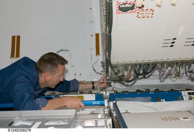 NASA image: Rack installation in the JPM