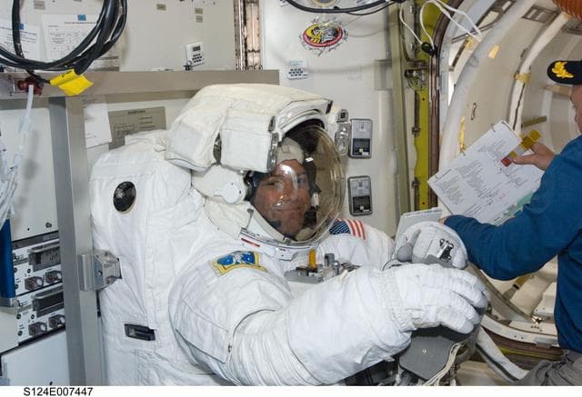 NASA image: s124e007447