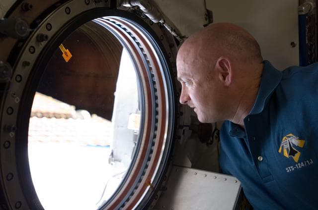 NASA image: Kelly in JEM