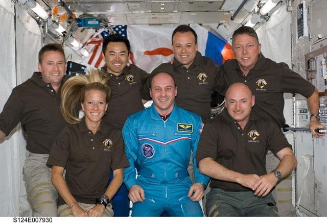 NASA image: STS-124 crew on-orbit portrait