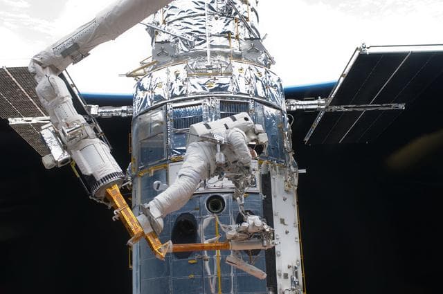 NASA image: STS-125 MS5 Feustel during EVA1