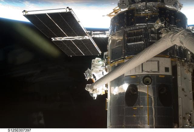 NASA image: STS-125 MS5 Feustel during EVA1