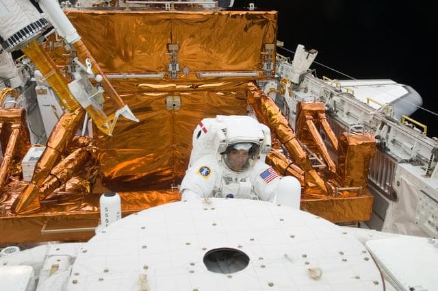 NASA image: STS-125 MS4 Massimino during EVA2