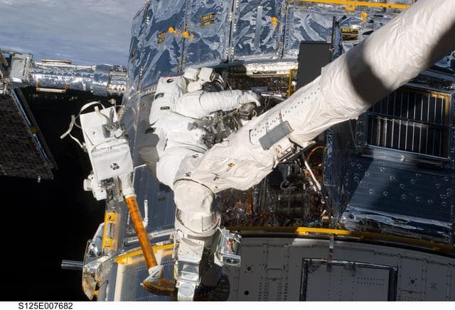NASA image: STS-125 MS1 Good during EVA2
