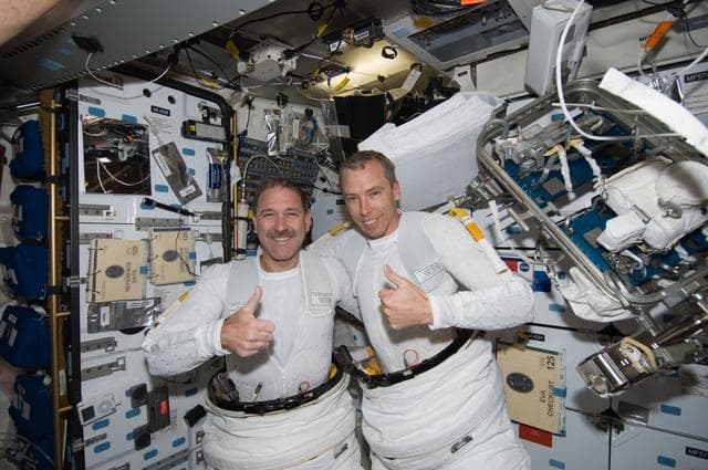 NASA image: s125e008027