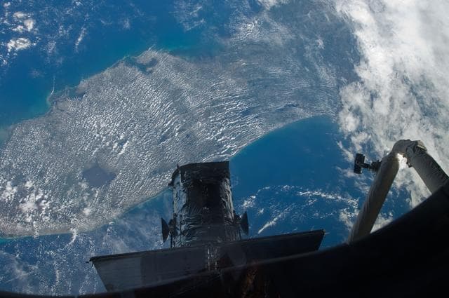 NASA image: Earth Observation taken by the STS-125 Crew during EVA4