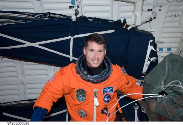 NASA image: Kimbrough on MDDK during STS-126