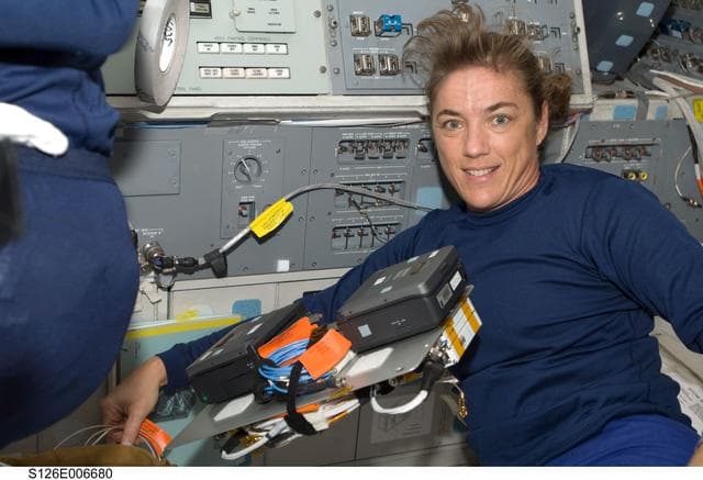 NASA image: Stefanyshyn-Piper on FD during STS-126