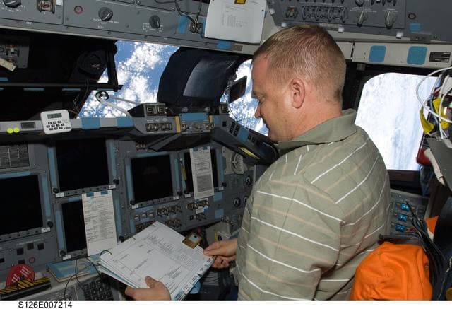 NASA image: Boe on FD during Rendezvous and Docking OPS