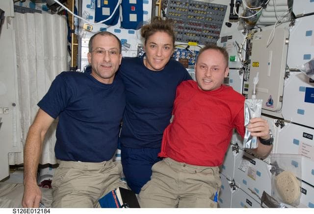 NASA image: Pettit, Stefanyshyn-Piper and Fincke on MDDK