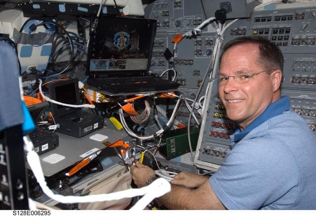 NASA image: Ford on AFT Flight Deck (FD) during STS-128