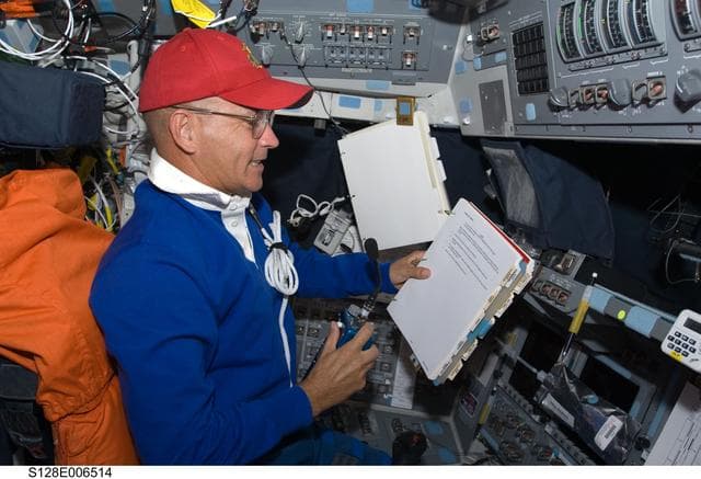 NASA image: Sturckow on Flight Deck (FD)