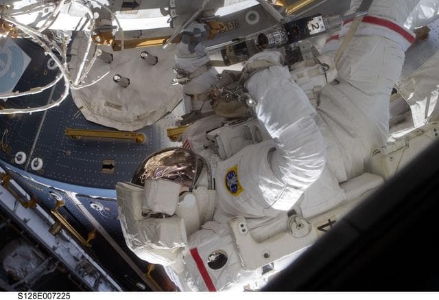 NASA image: STS-128 EVA 1 MISSE 6 Relocation OPS