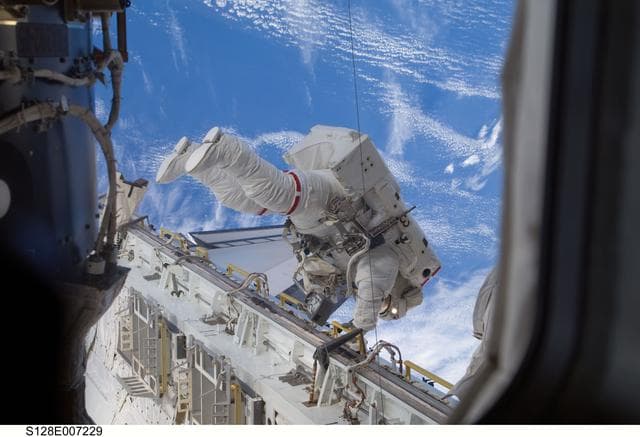 NASA image: STS-128 EVA 1 MISSE 6 Relocation OPS