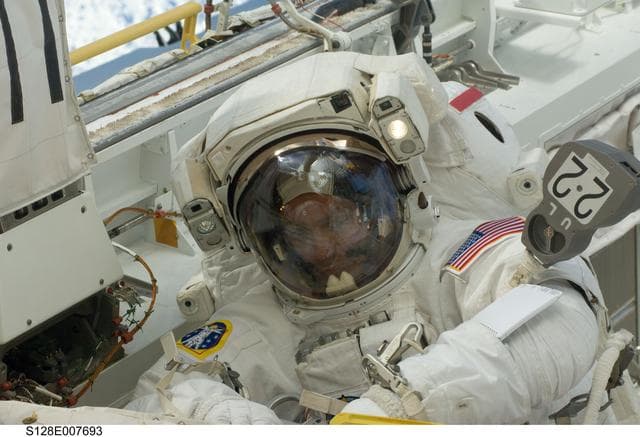 NASA image: STS-128 EVA 2