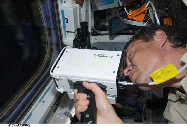 NASA image: Crew on Flight Deck during Undocking and Separation OPS