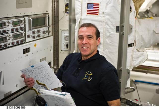 NASA image: LIOH Battery Installation