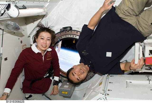 NASA image: Yamazaki and Noguchi in JEM
