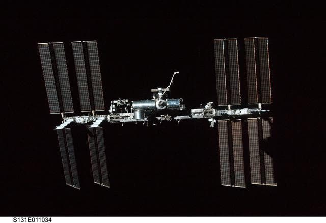 NASA image: ISS Flyaround