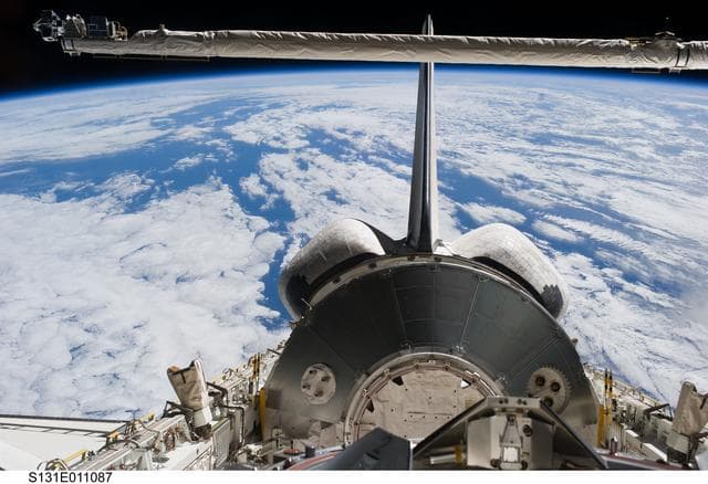 NASA image: MPLM in PLB
