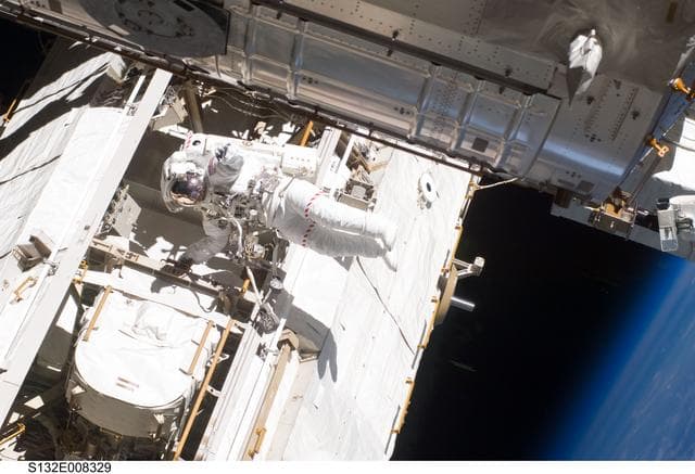 NASA image: Good during EVA-2