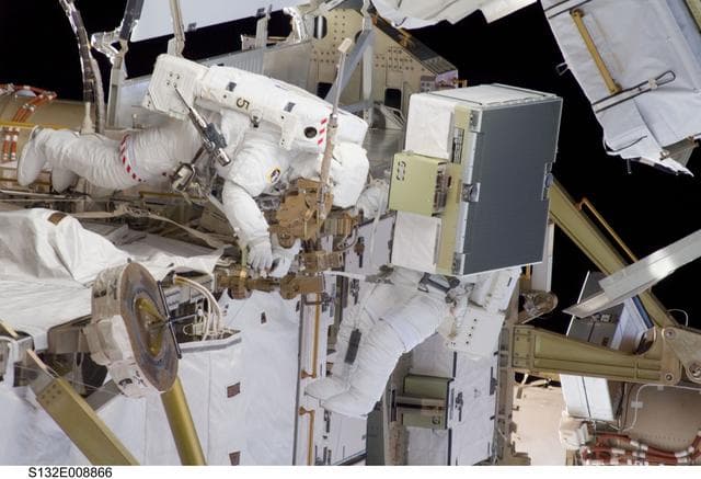 NASA image: STS-132 EVA-3