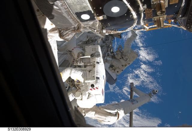NASA image: STS-132 EVA-3