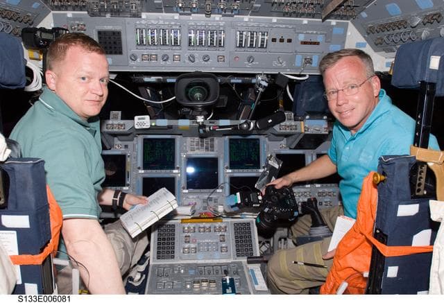 NASA image: Lindsey and Boe on forward flight deck